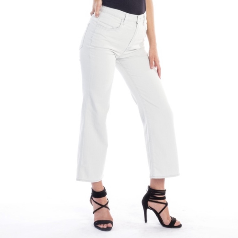 SOLD! J Brand || Joan Crop Jean in Powdered - Picture 3 of 8